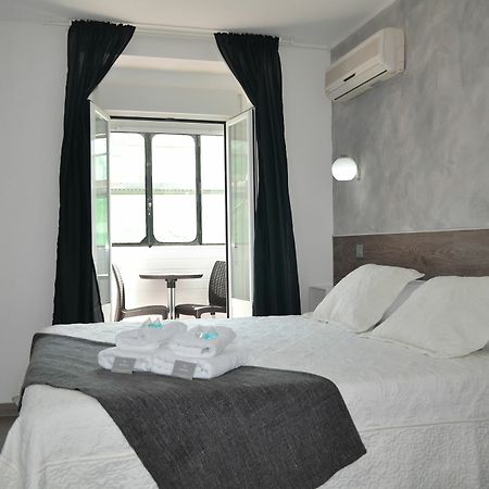 Hostal Meyra Madrid Eksteriør bilde