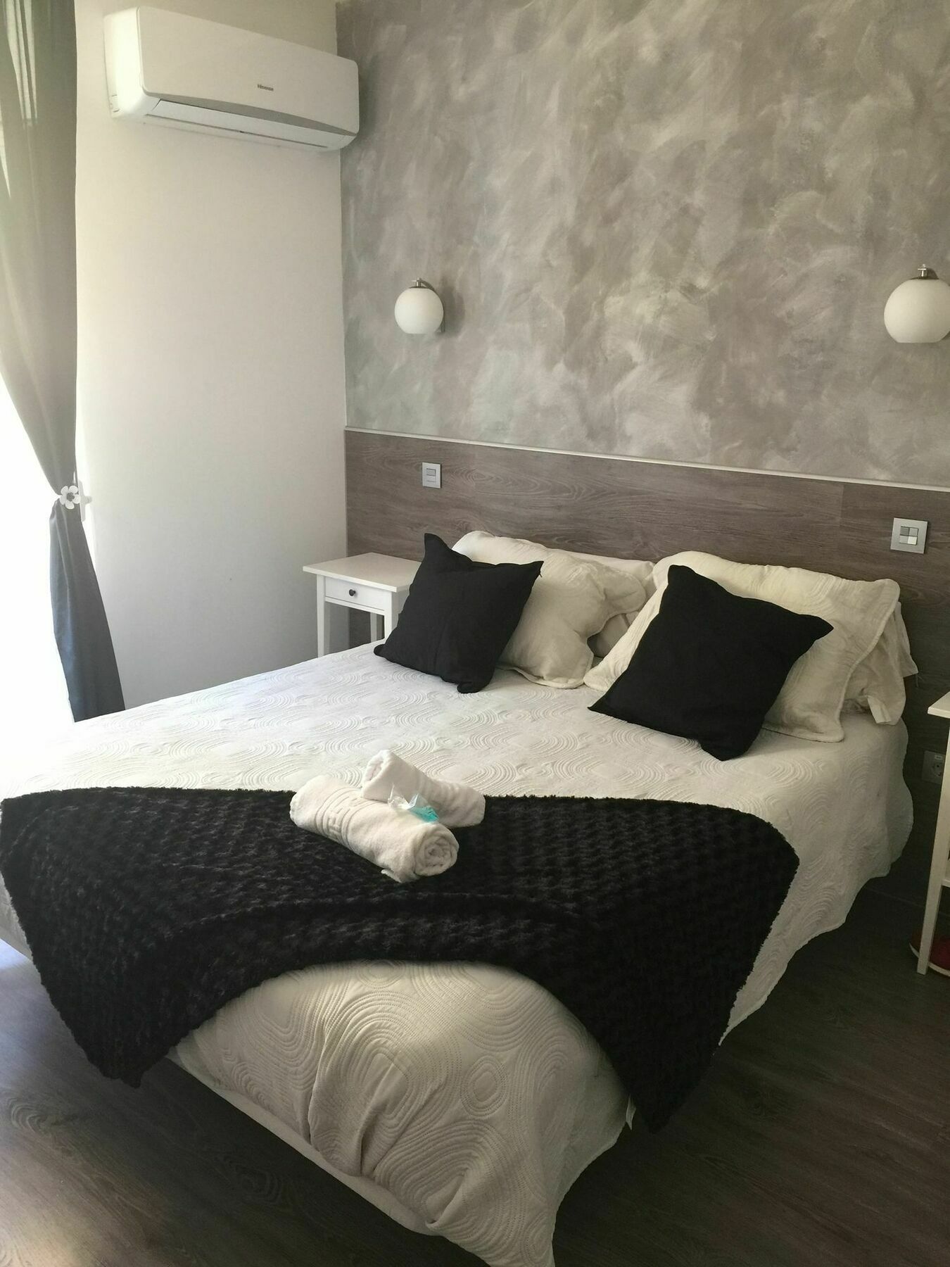 Hostal Meyra Madrid Eksteriør bilde